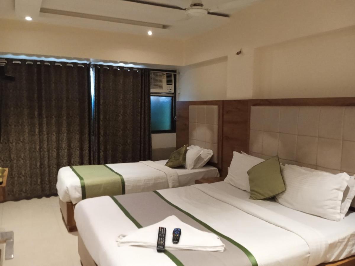 Fabhotel Regal Inn Mumbai  Buitenkant foto