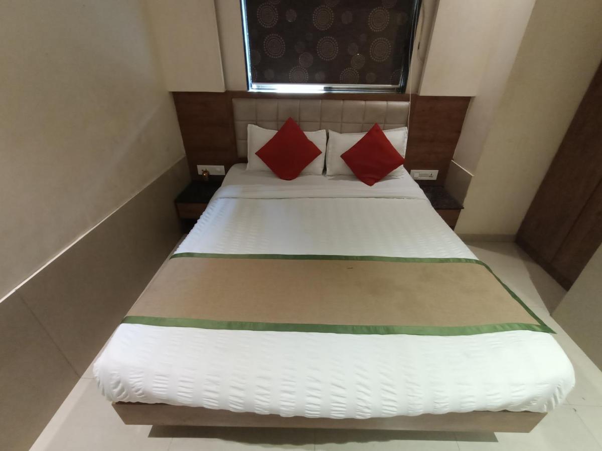 Fabhotel Regal Inn Mumbai  Buitenkant foto