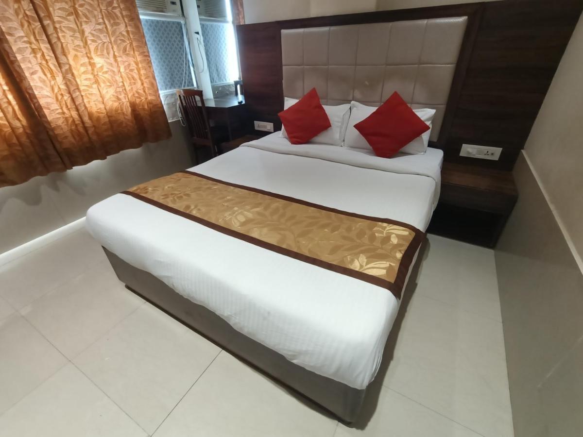 Fabhotel Regal Inn Mumbai  Buitenkant foto