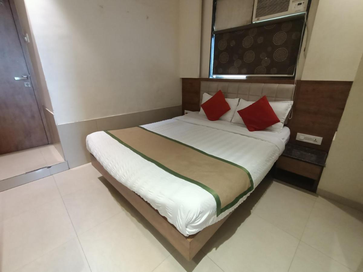 Fabhotel Regal Inn Mumbai  Buitenkant foto