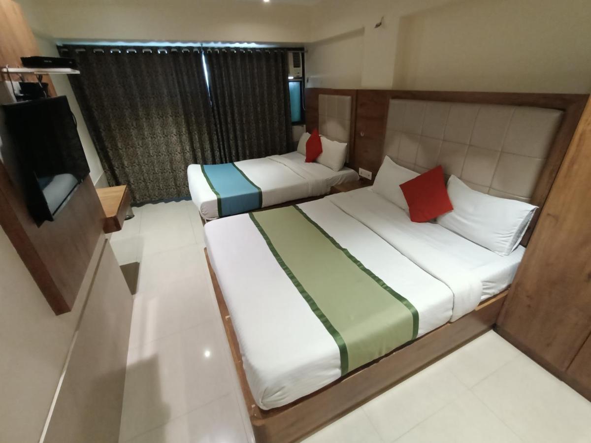 Fabhotel Regal Inn Mumbai  Buitenkant foto