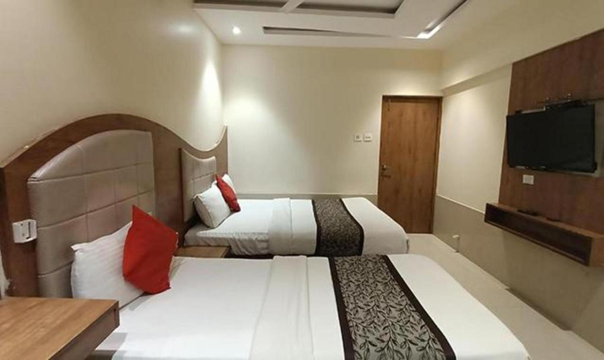 Fabhotel Regal Inn Mumbai  Buitenkant foto