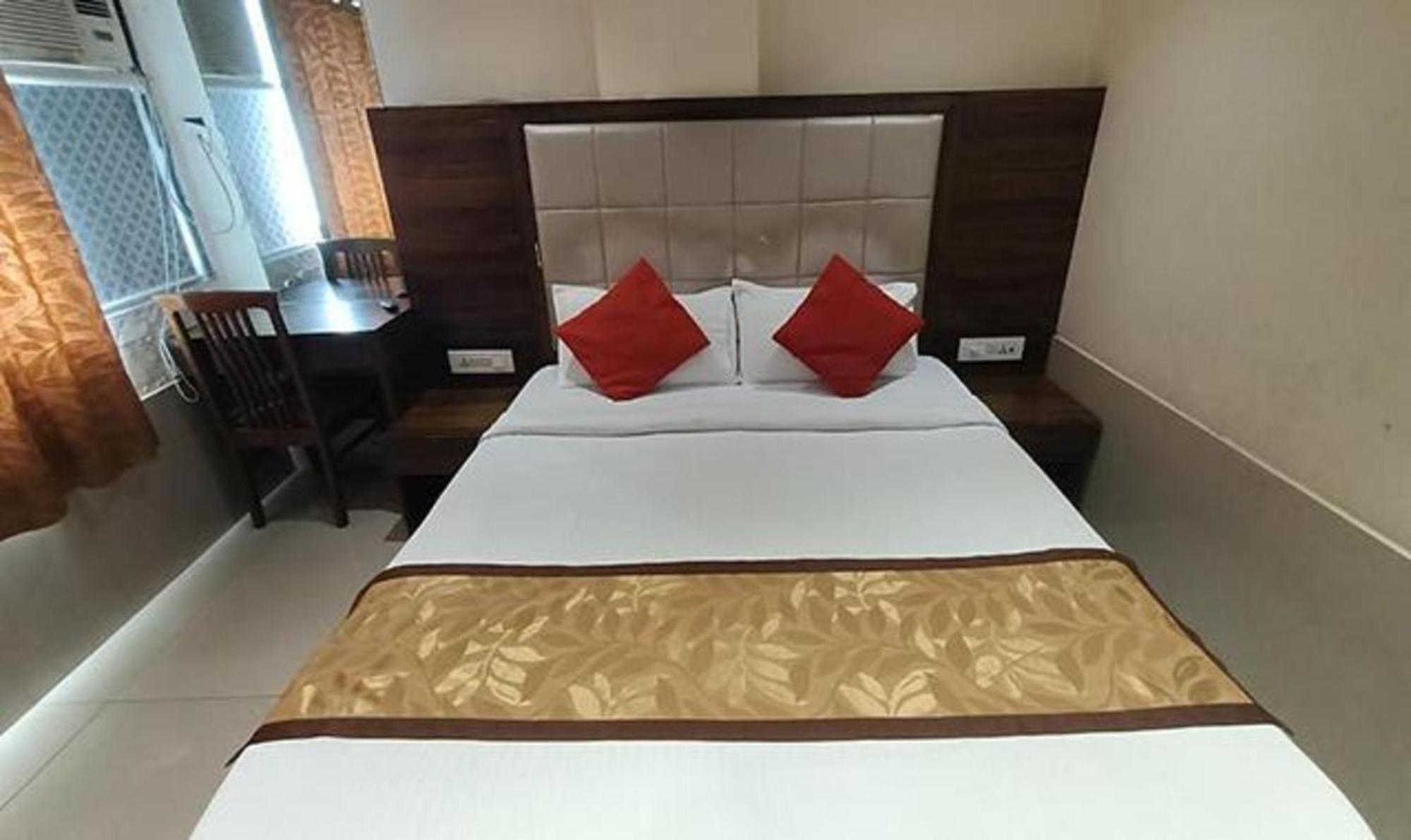 Fabhotel Regal Inn Mumbai  Buitenkant foto