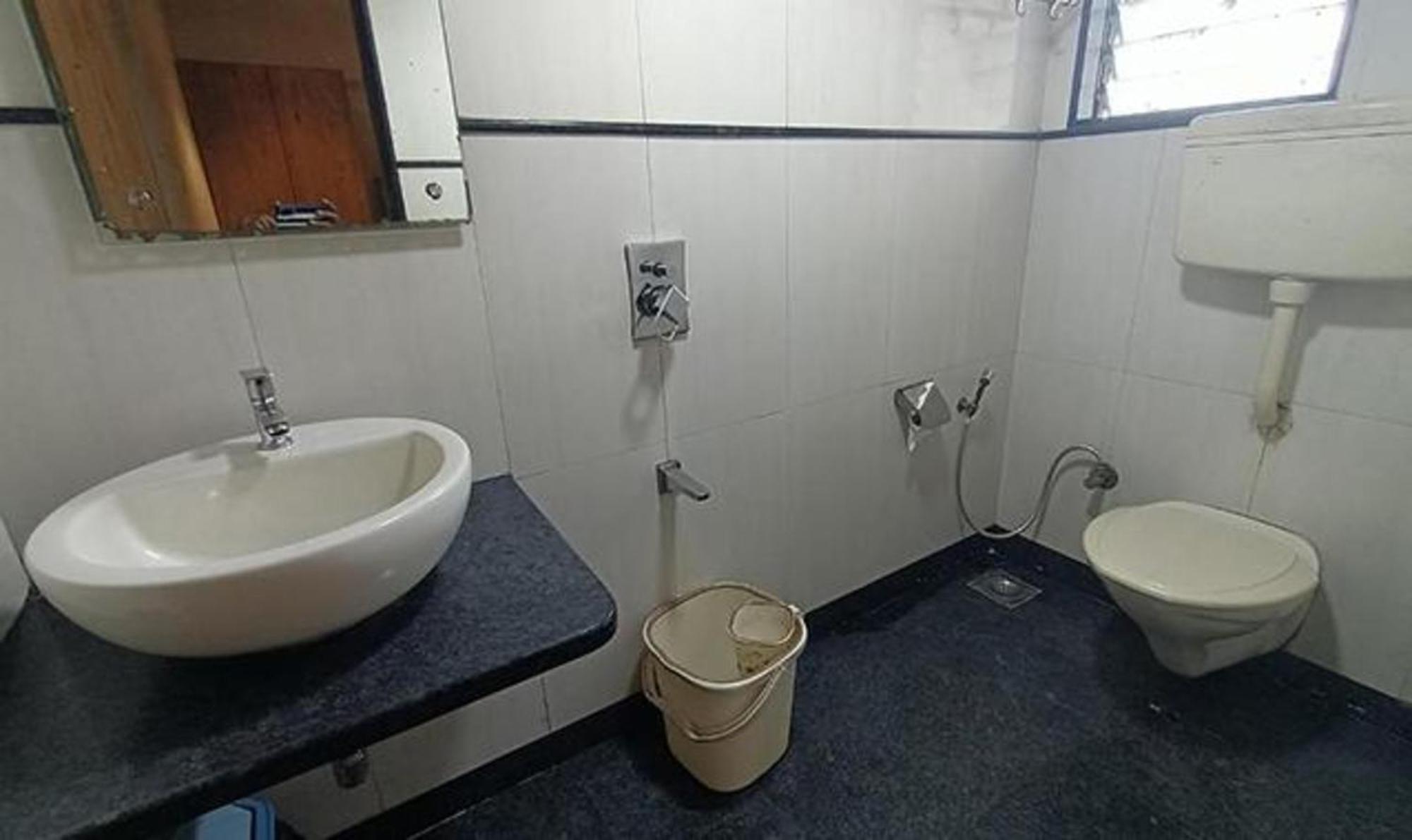 Fabhotel Regal Inn Mumbai  Buitenkant foto