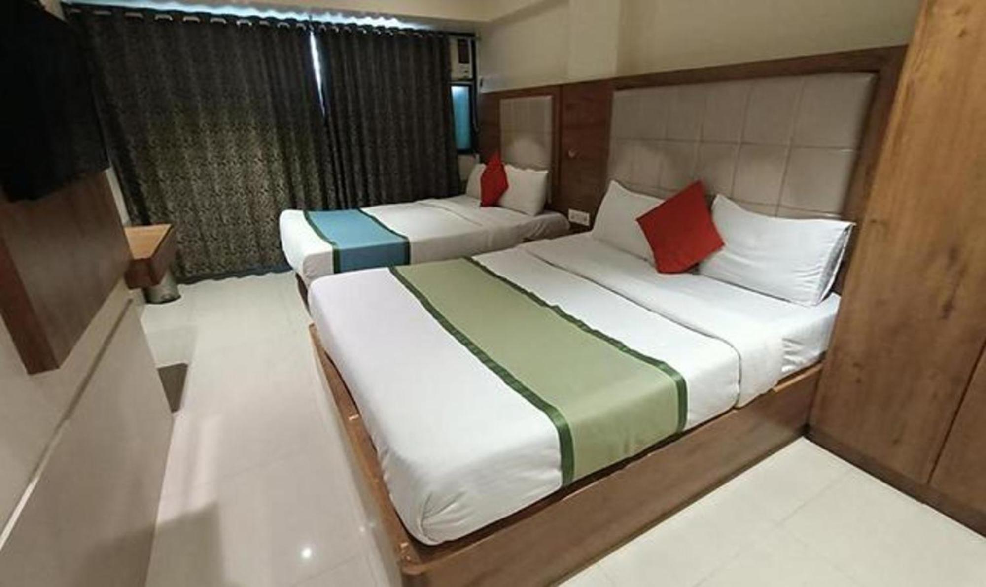 Fabhotel Regal Inn Mumbai  Buitenkant foto