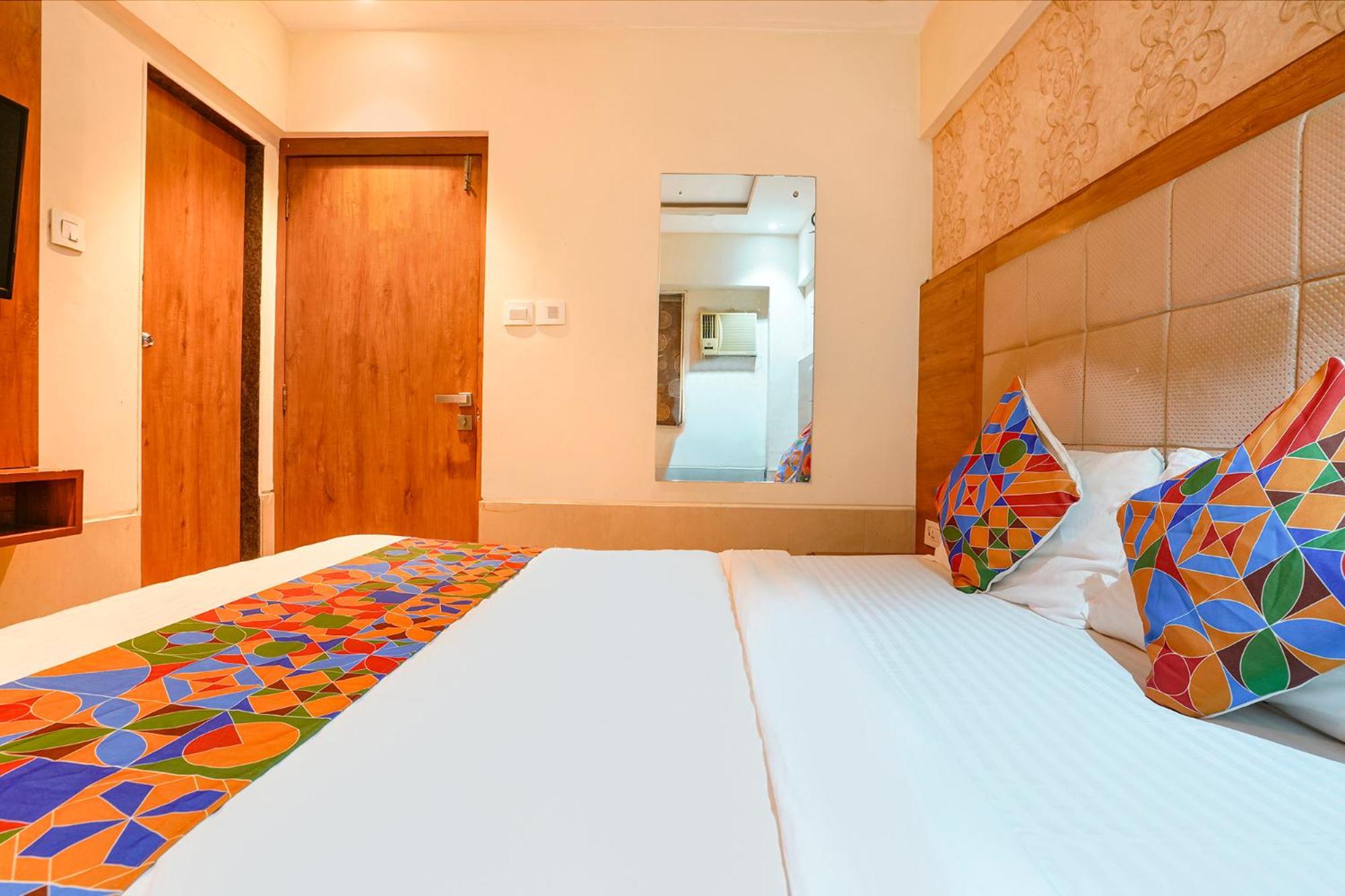 Fabhotel Regal Inn Mumbai  Buitenkant foto